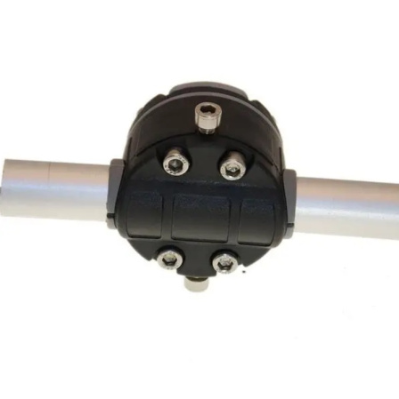 Замок та монтажний майданчик FASTEN для встановлення на трубу 22, 25 мм (FMr125) (01.01.008.02.01) чорний