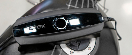 Зарядний пристрій CTEK CS ONE (40-330)