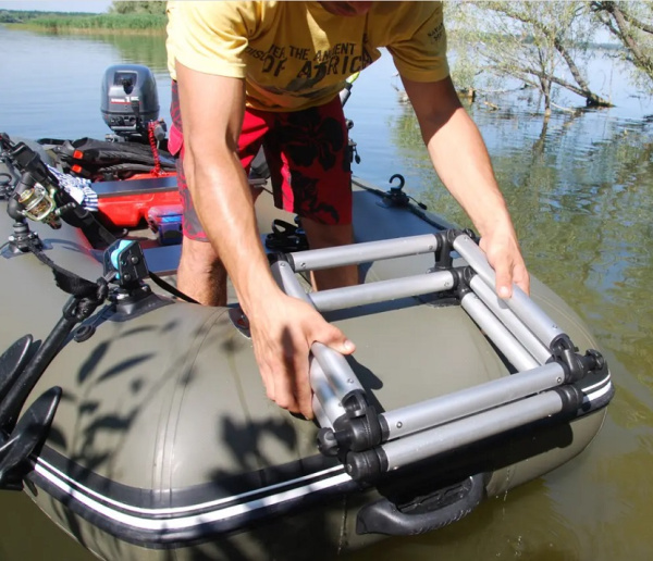 Сходи складні FASTEN з алюмінієвої труби 32 мм (Fl032) (01.11.002.01.04)