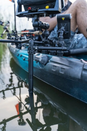 Універсальний бортовий тримач датчика ехолота FASTEN LSp1100 у зборі з замком (01.04.042.01.06)