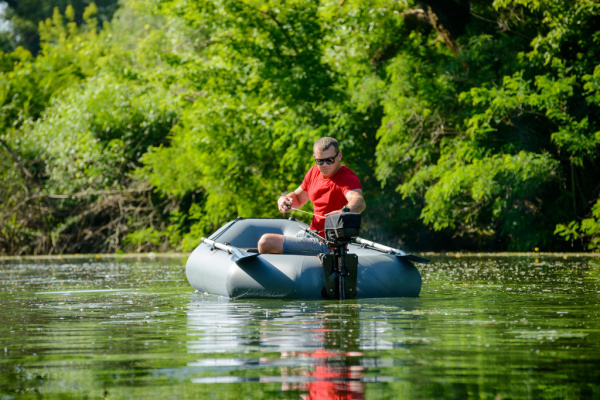 Надувний човен Kolibri К-220