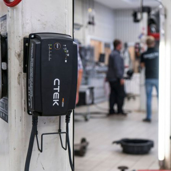 Зарядний пристрій CTEK PRO25SE (40-197)