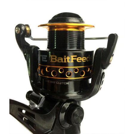 Котушка Salmo Elite Baitfeeder 8